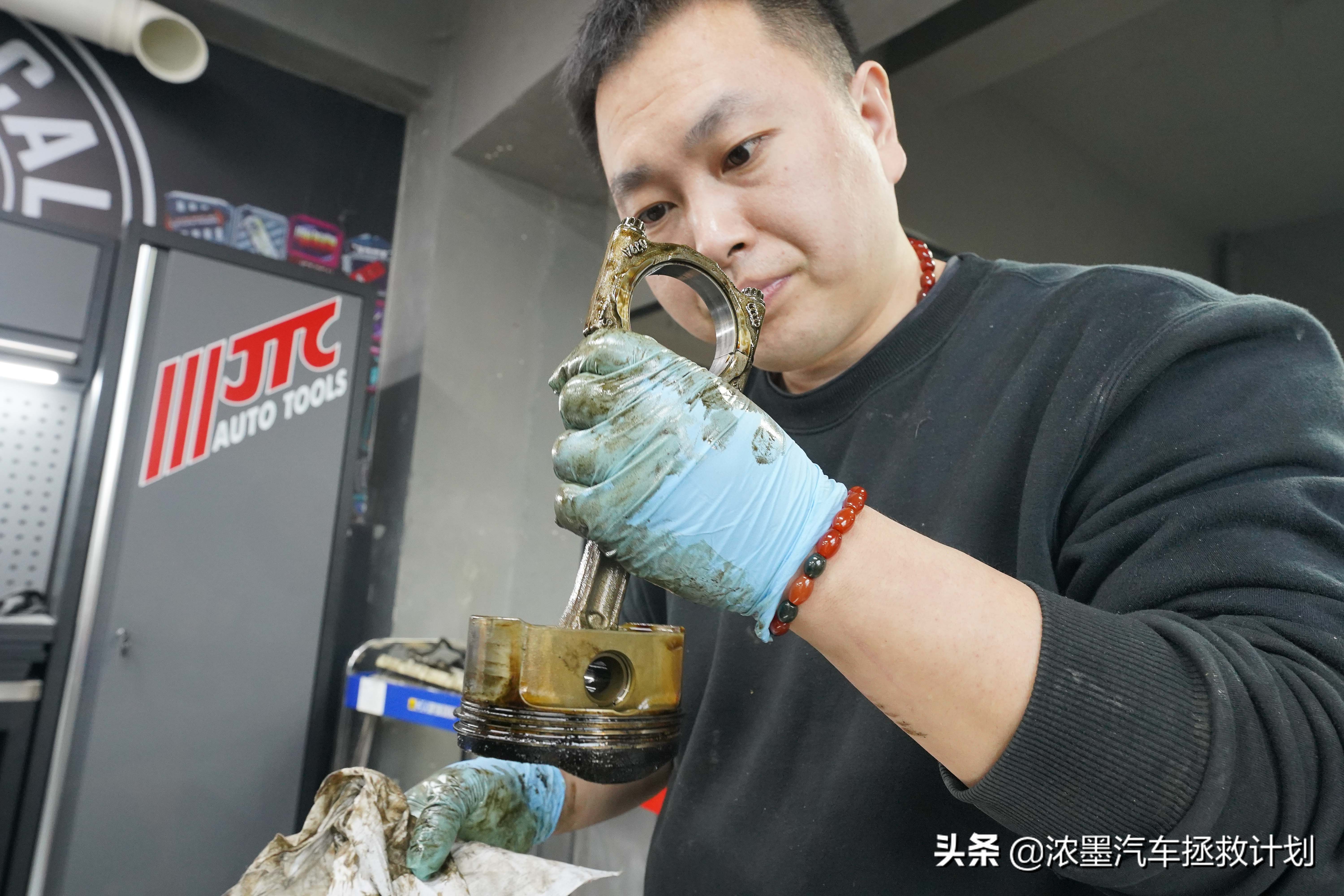 09款途锐全车修复翻新,完美修复一台即将报废的途锐