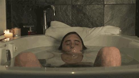 一丝不挂？探索欧洲男女混浴初体验