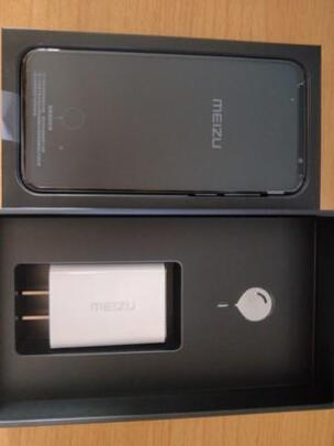 魅族16s扬声器对比16spro,魅族16s是双扬声器横向线性马达吗