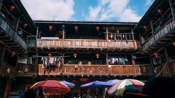 去漳州玩住厦门还是漳州,旅游去厦门还是去泉州