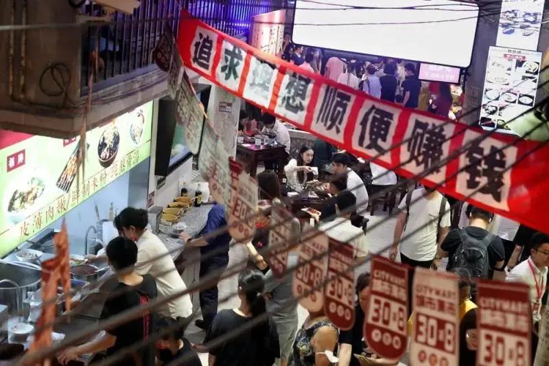 购物中心引流的方法和技巧,购物中心客流热点及动线分析