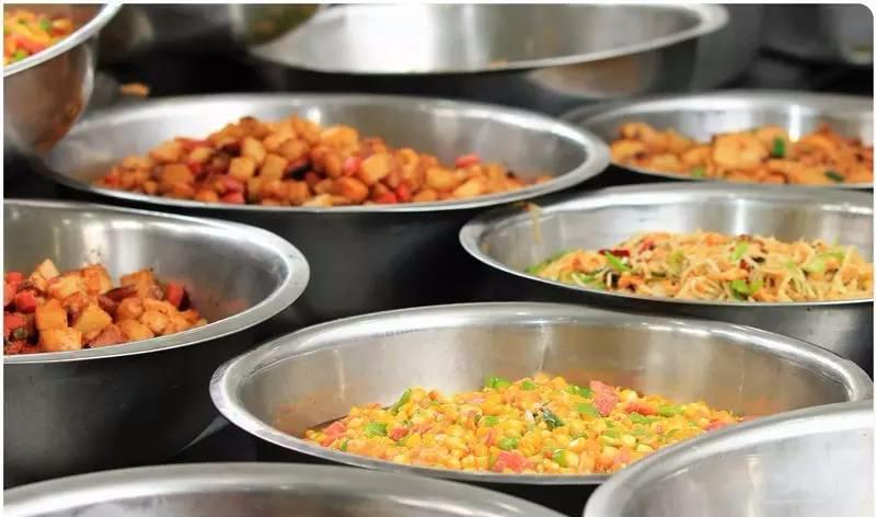 吃在“远航大酒楼”,绵阳学生的最高伙食标准