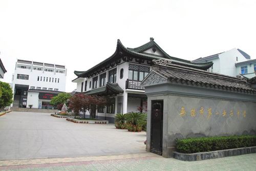 本科上线率100%的学校,无锡高中排名