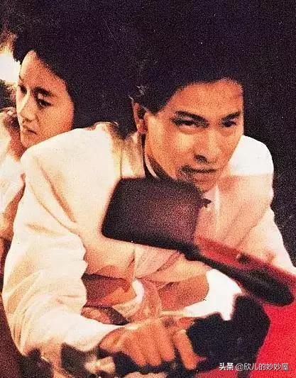 八九十年代的一辆摩托车,现在值多少钱?真是一笔巨款啊!