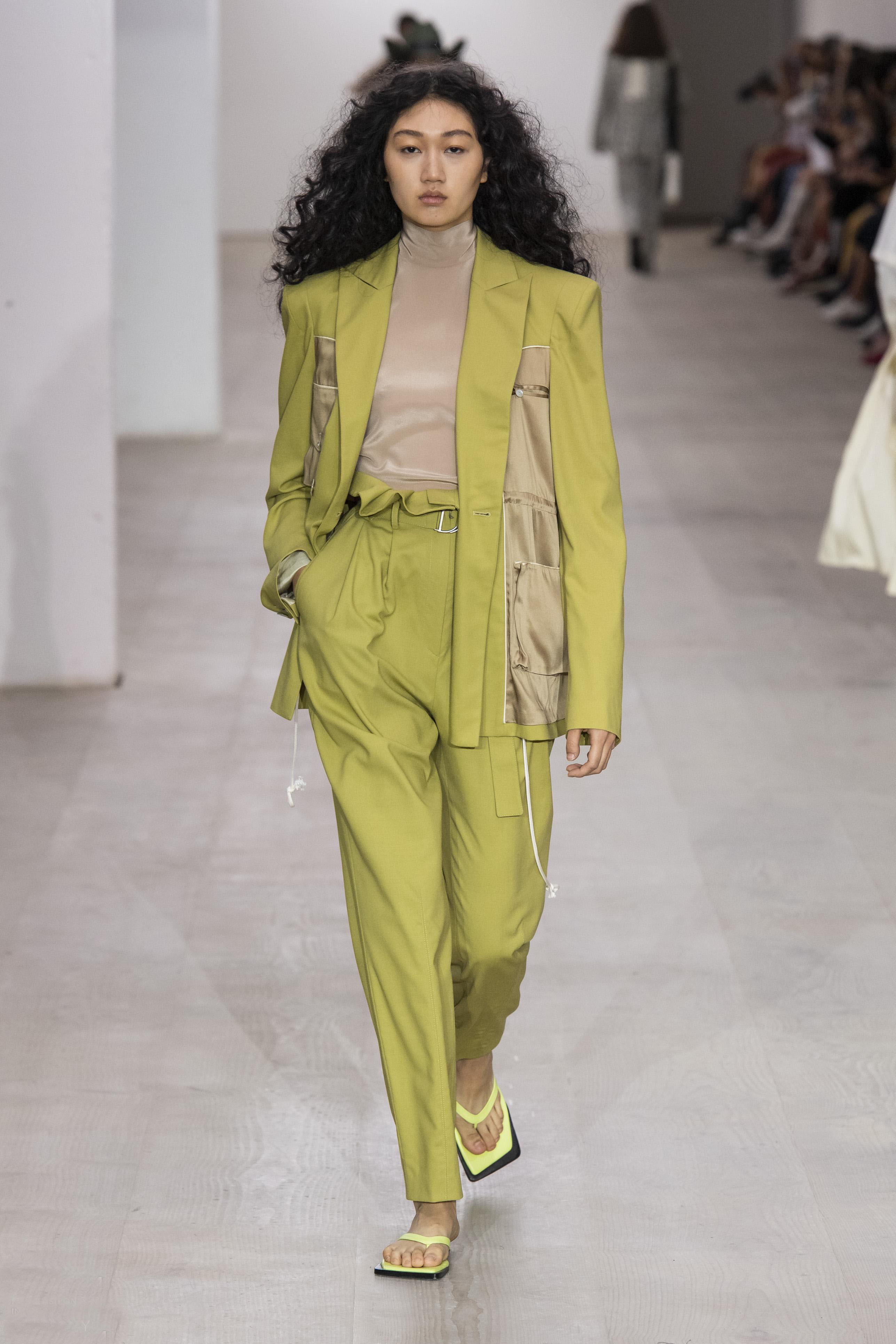 2023秋冬上海时装周秀场设计,2021巴黎高定时装周秀场