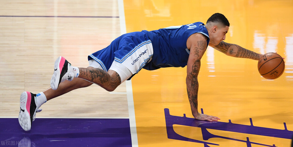 今日搞笑神评,今日头条搞笑神评论