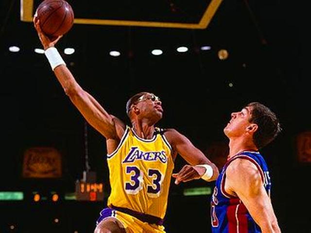 如果你当球队经理，NBA这10大最成功巨星，你会选谁当建队核心？