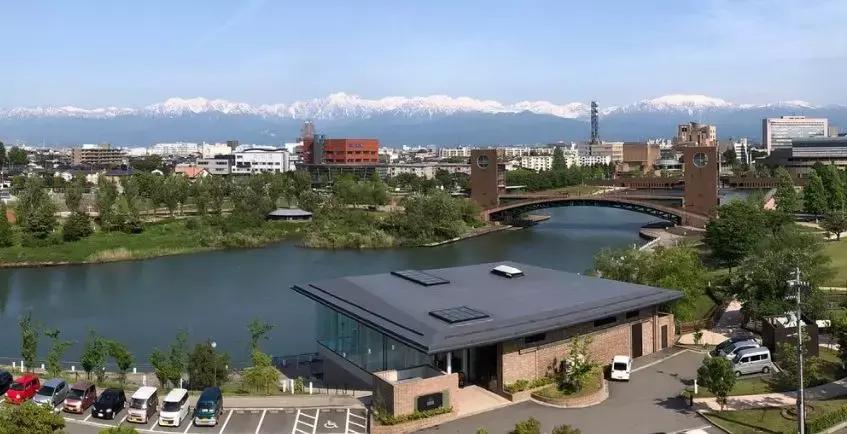 日本十大著名美术馆,日本国立新美术馆