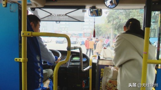 公交防护栏,公交车紧急安装防护门