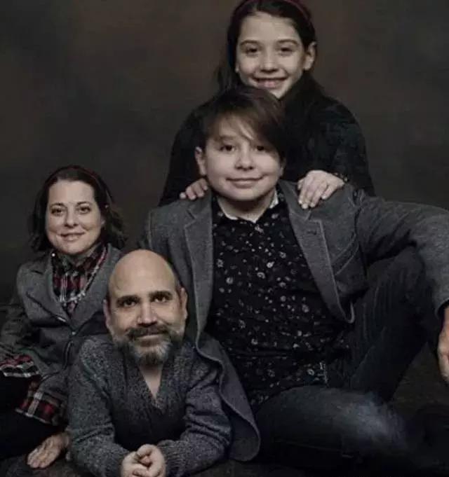 老爸爆改女儿的灵魂涂鸦,登上TED,创造出最有爱的艺术合作!