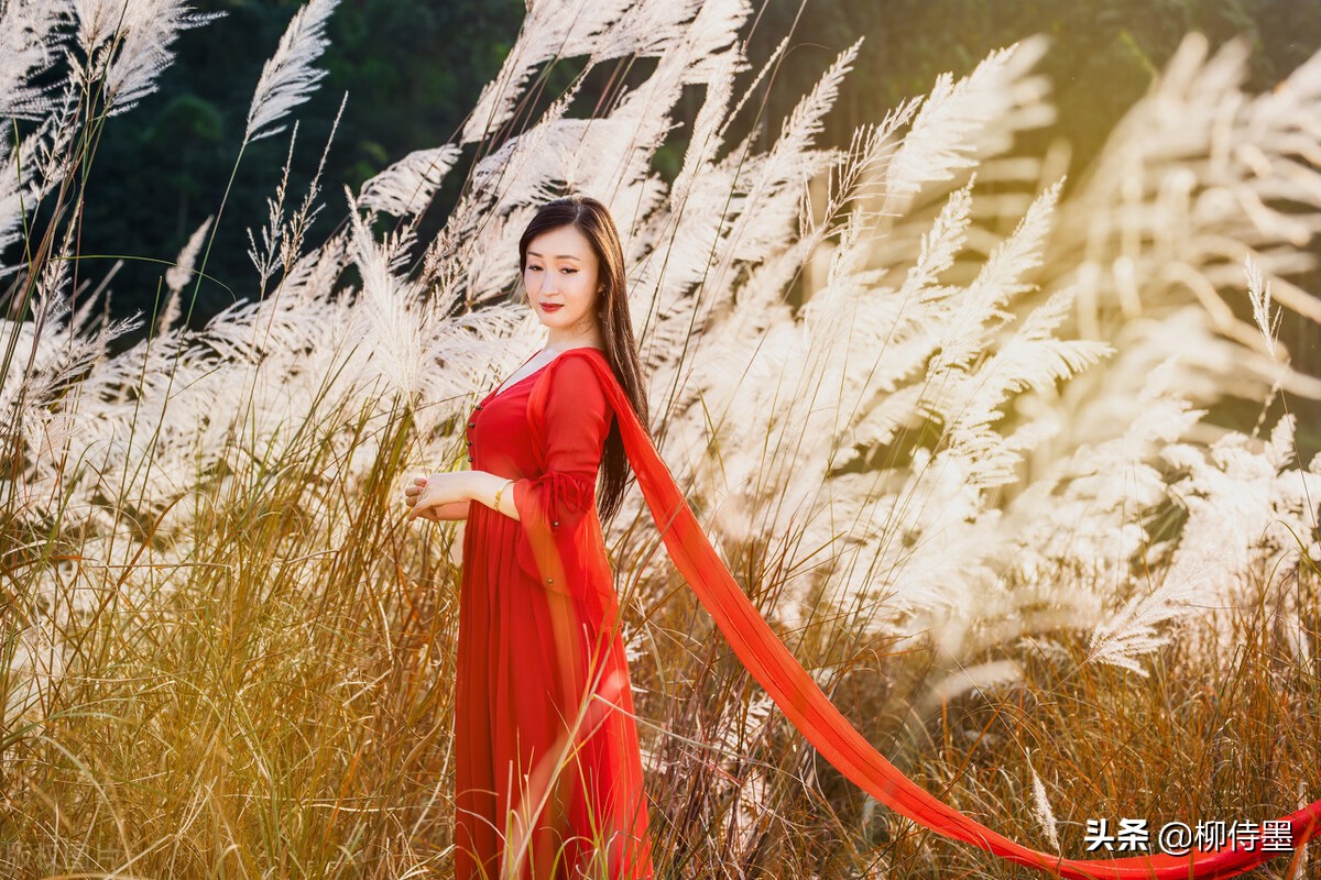 50岁左右中老年拍照姿势,老年如何拍照优雅