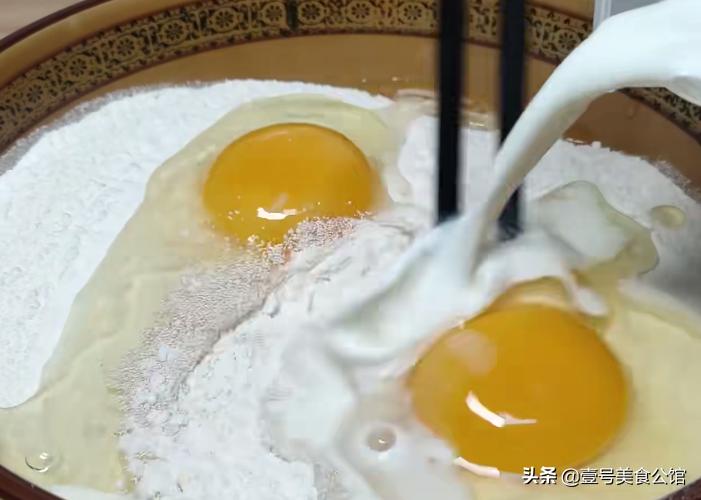 分享居家披萨饼的简单做法，鲜香拉丝，营养好吃，老少皆宜的美食