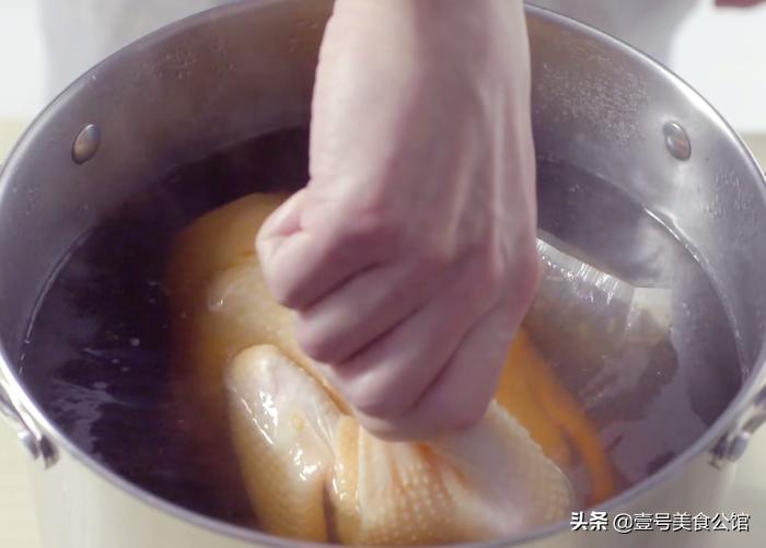 贵妃鸡怎么煮才好吃,贵妃鸡步骤