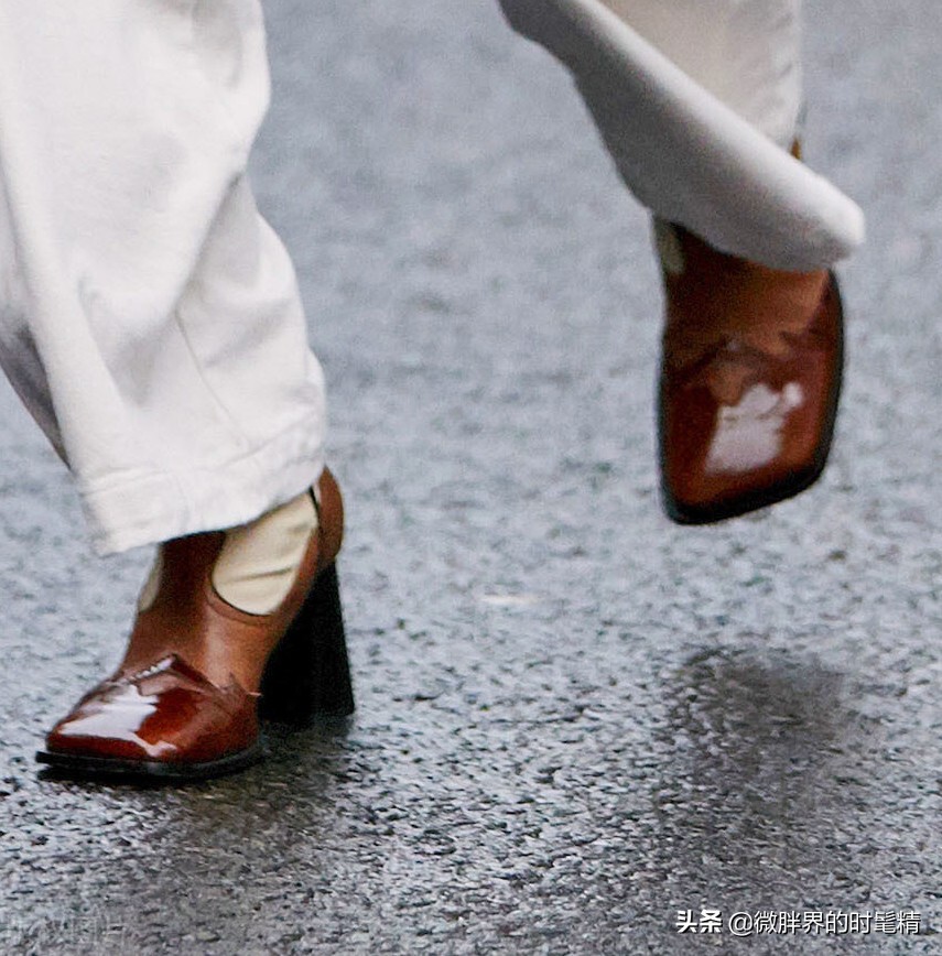 以前看不上的鞋,今年流行什么样的方跟鞋