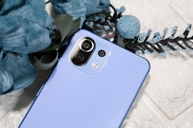 大内存中端机和旗舰机怎么选择,6gb8gb12gb内存运行对比