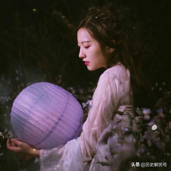 少女初遇*男美**就要以身相许，留下一首千古名作，堪称古今第一艳词