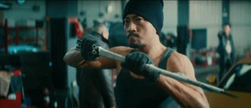 硬汉张涵予娱乐圈大器晚成的代表,张涵予饰演硬汉角色终成大器