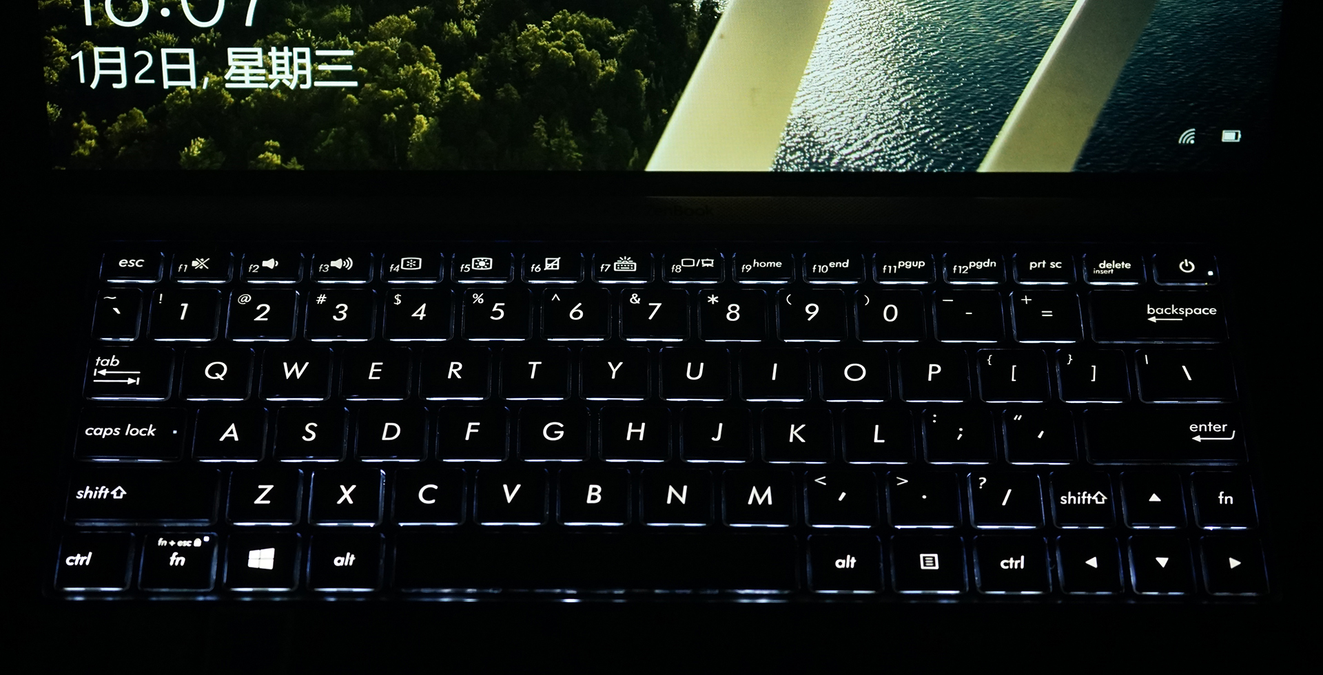 华硕灵耀u2代都是18年生产的吗,华硕灵耀u2代性能设置