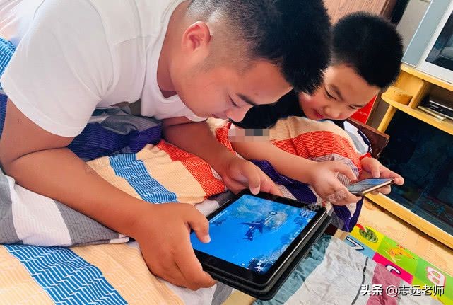 小学生玩“吃鸡”14分钟刷4万多，退款无果，究竟谁来负责？