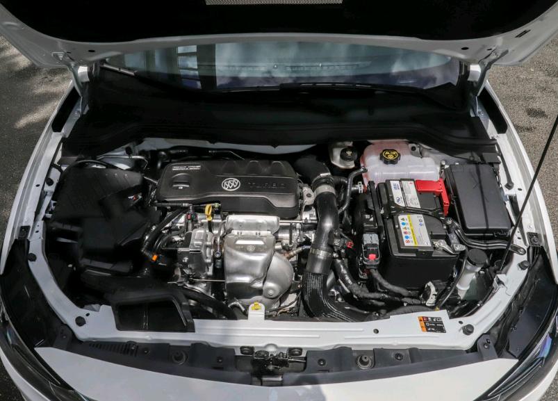 别克英朗油耗8.0,别克英朗2020款四缸高配优惠价