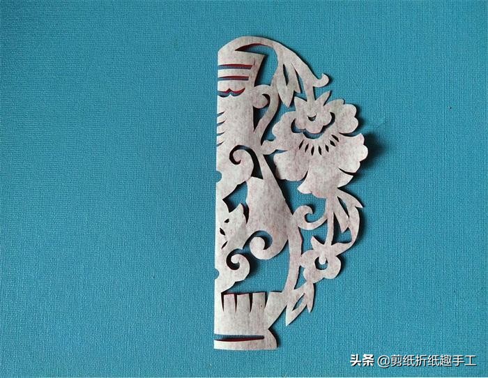 牡丹花瓶富贵平安图,牡丹富贵平安图