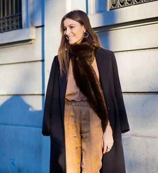 寒冷的冬天如何快速搭配围巾,冬天的保暖围巾