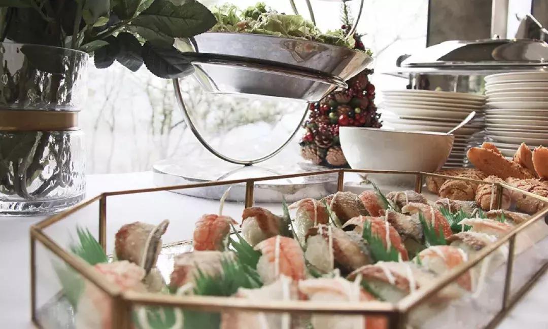 杭州西湖隐于山林之间的酒店,西湖云端酒店