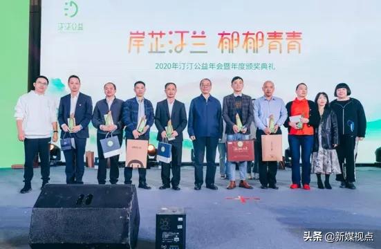 相识应为有缘人,不信春风唤不回