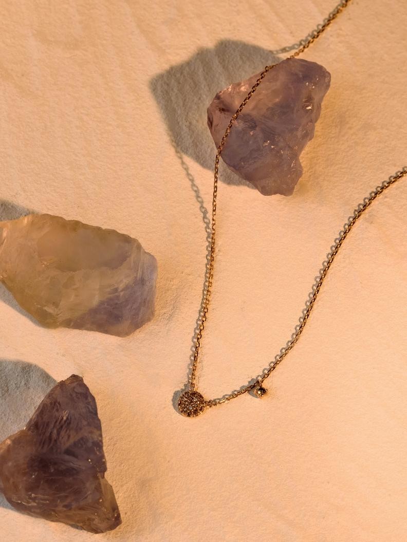 秋天最容易带火的“梦巴黎”,藏不住的法式高级金色魅力