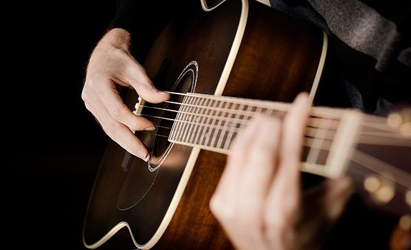 简单入门级吉他注意事项,吉他教学太多的误区