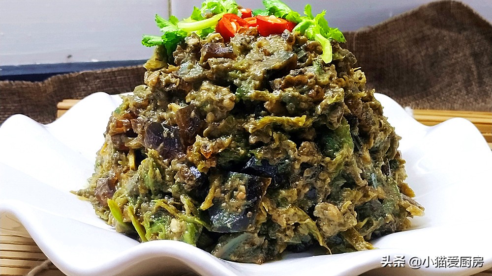 好吃又下饭的擂辣椒皮蛋测评,擂辣椒皮蛋超辣