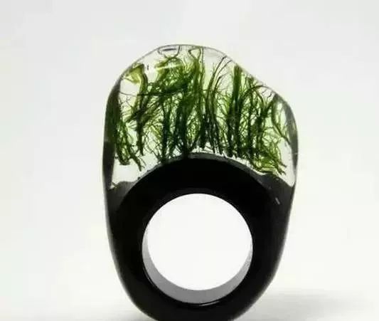 黄水晶和绿幽灵的区别,什么样的绿幽灵水晶最好