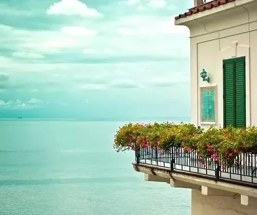 面朝大海春暖花开王凯,面朝大海春暖花开王凯朗诵视频