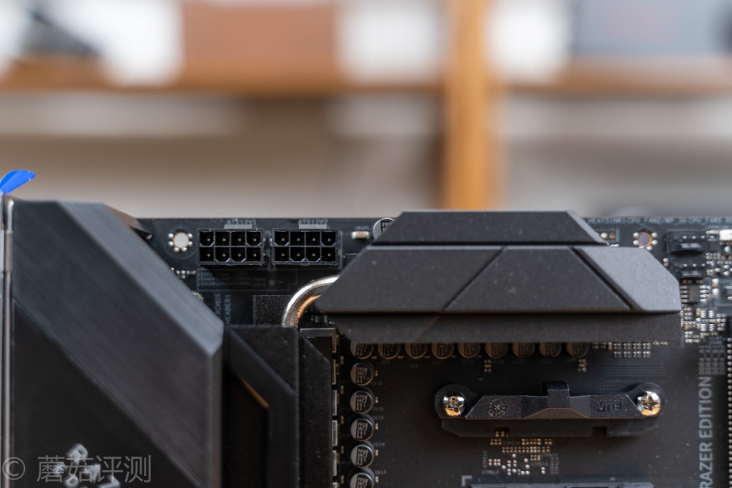 雷蛇华擎x570主板怎么样,华擎x570太极雷蛇定制款主板赏析