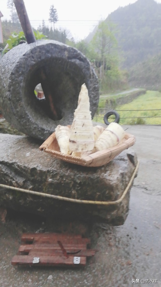 春日美食家正宗的糖蒜,春日美食家吃硬菜