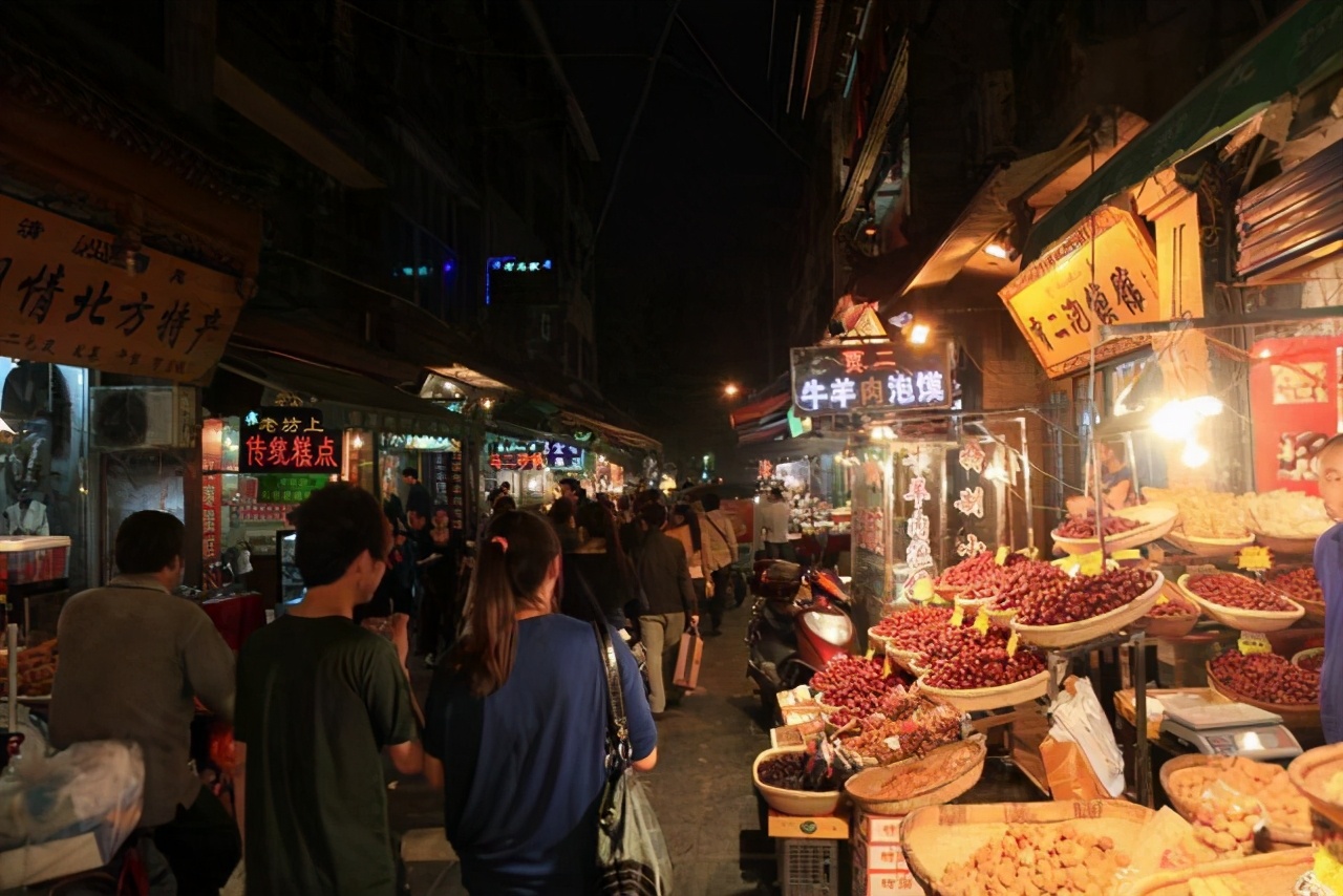 我为赚钱独闯迪拜创业，被骗20多万，如今只想给妻子买别墅