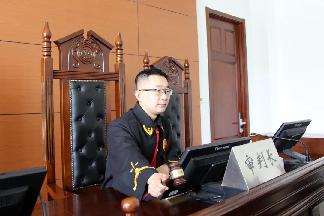 离婚补偿和离婚赔偿的区别,结婚两年离婚女方经济补偿标准