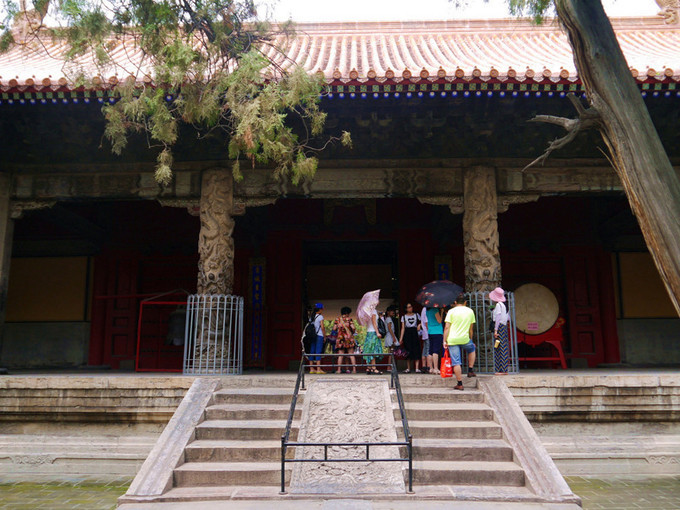 鏇查槣瀛斿簷鍥涘杞洖,鏇查槣瀛斿簷涓囦笘甯堣〃鍖鹃