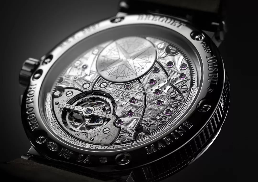 成功男士戴什么表,简约欧米茄商务腕表成熟男士