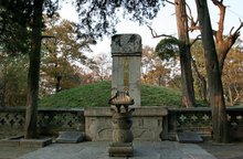 此地3000亩,只葬了一个家族,拥有10万多座坟冢,94年申遗成功