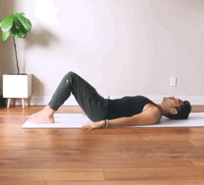 瑜伽站立前屈如何轻松往后跳,瑜伽站立前屈如何纠正弓背