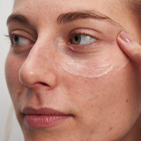 眼部有细纹用眼膜有用吗,眼部细纹眼膜有用吗