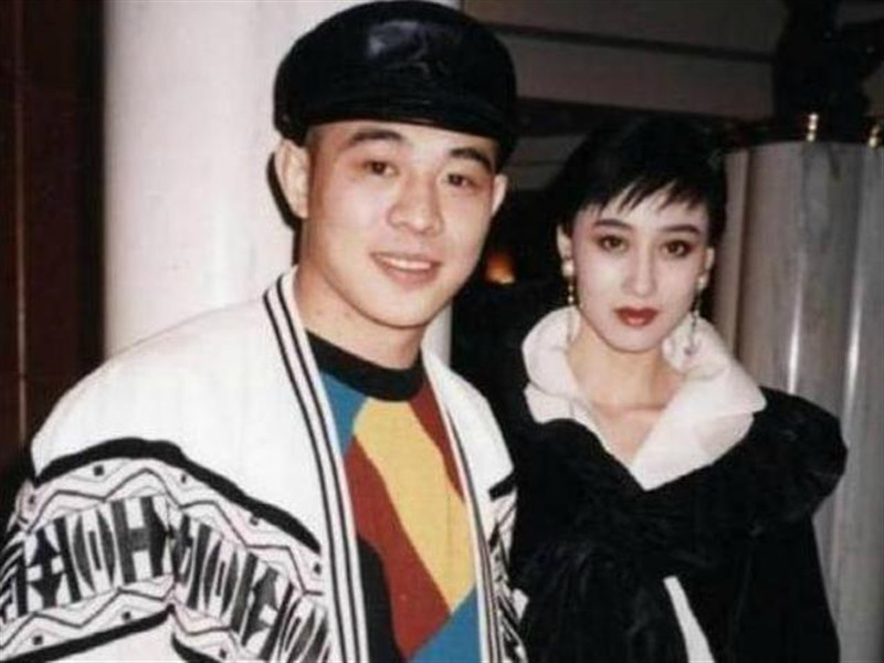 李连杰20亿资产去了哪,李连杰93年资产过亿