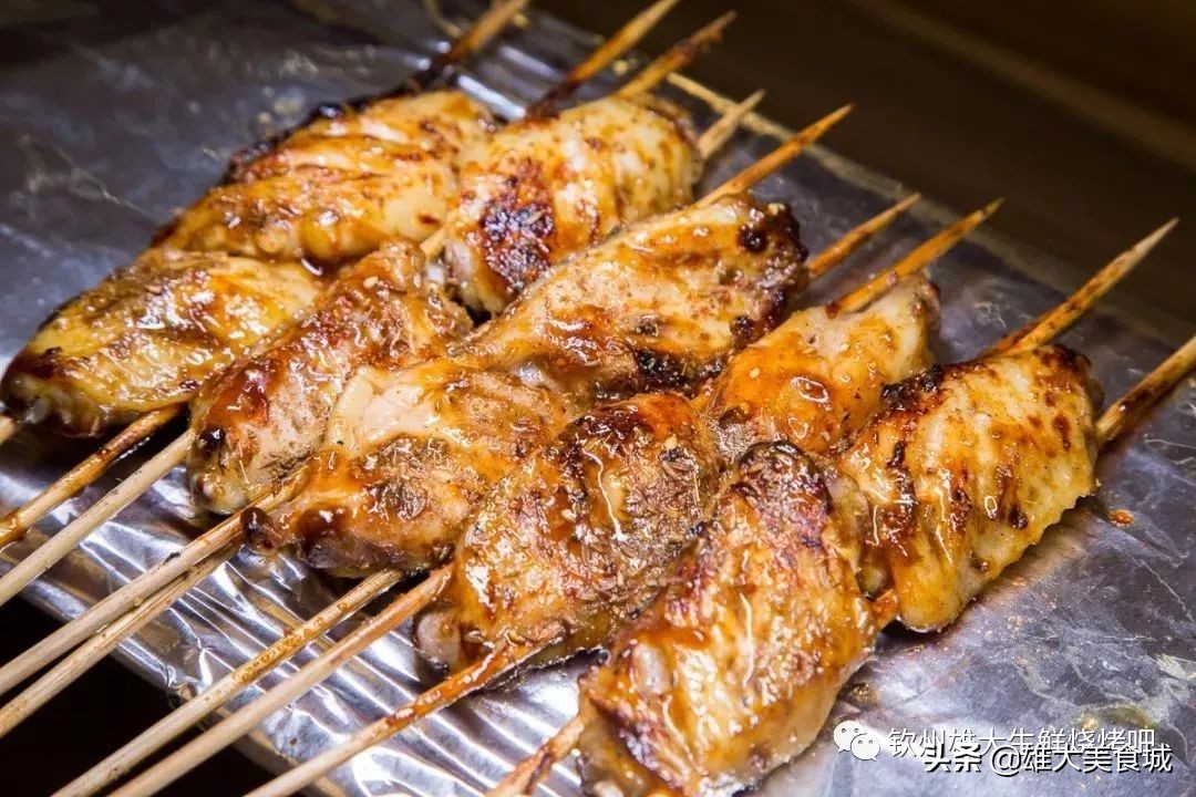 烧烤季，来雄大烤吧造起来！这世界没有人，能够拒绝烧烤的诱惑