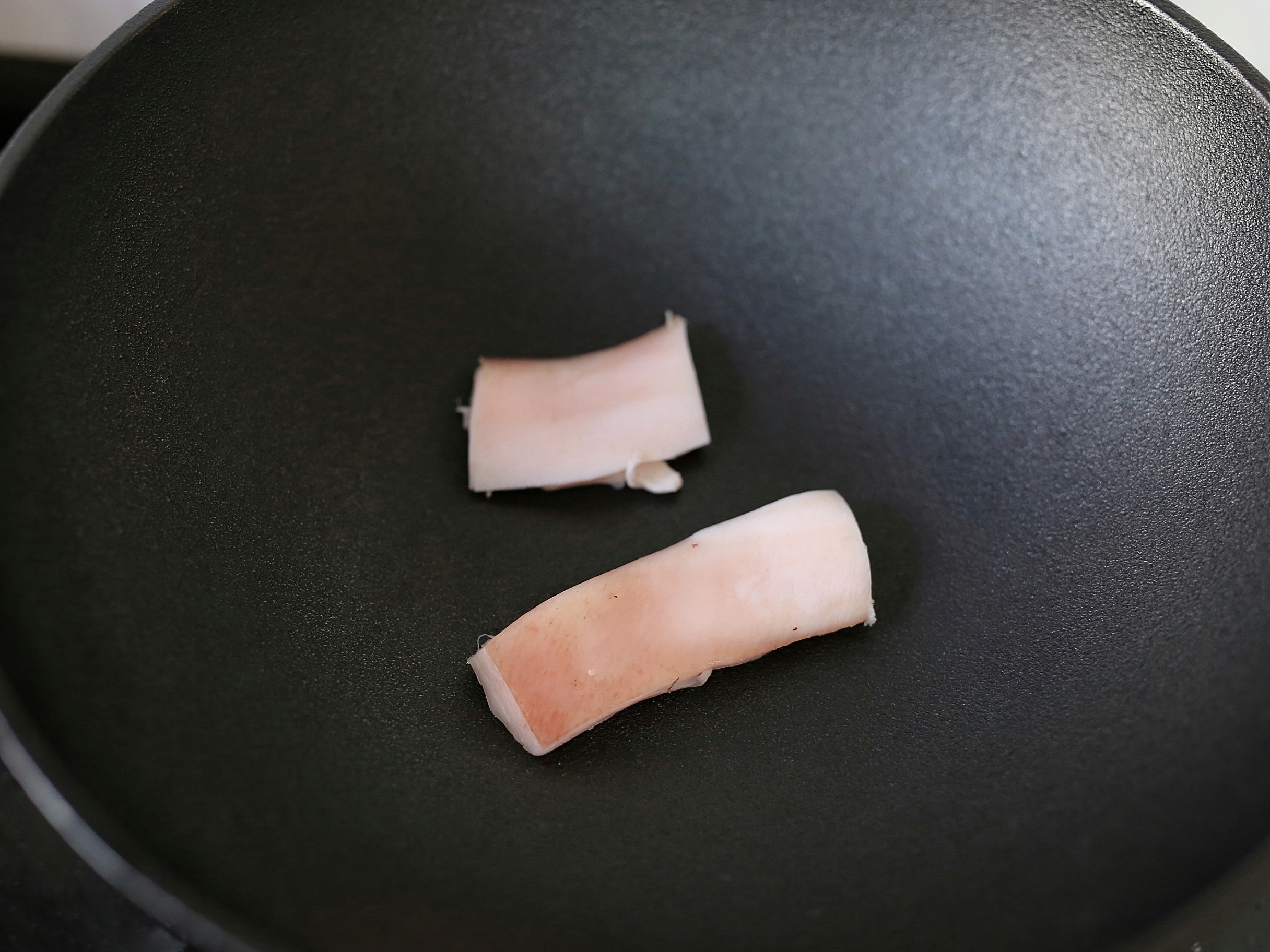 开锅的正确方法铁锅无涂层,新买的铁锅怎样开锅最好用