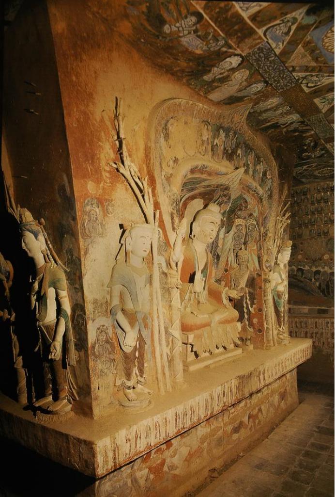 敦煌428窟介绍,敦煌329窟壁画飞天图