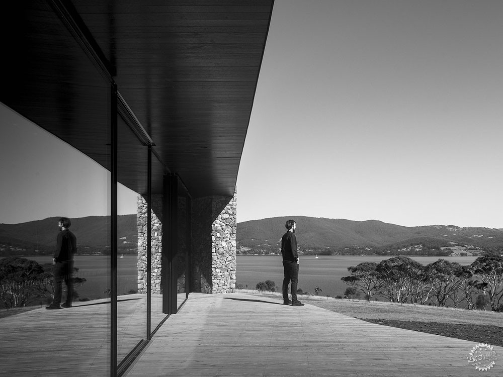 客厅石墙景观,房间景观石墙