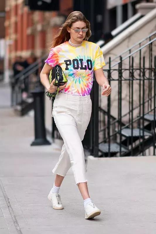 浅浅一抹鹅黄色解锁春日街头清新柔美小仙女Style!