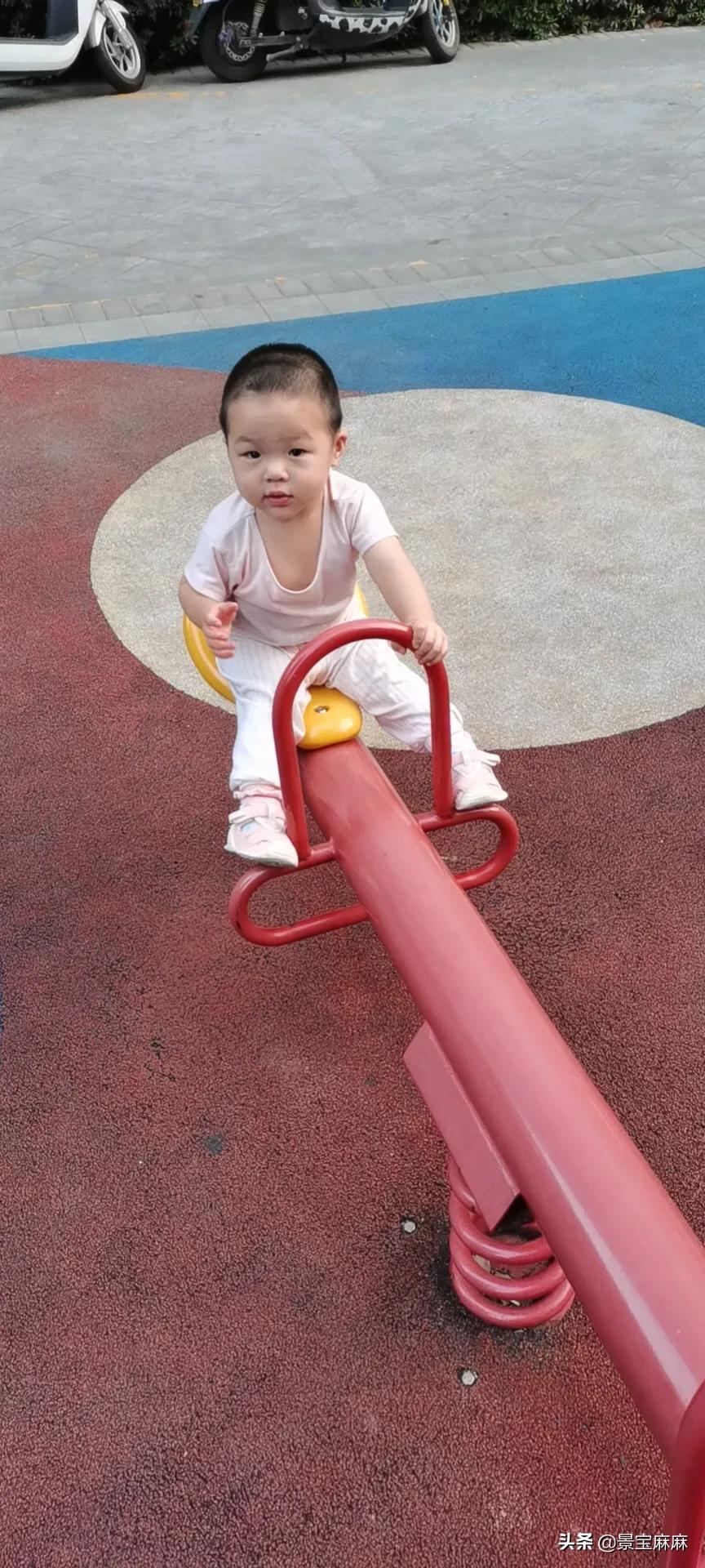 被孩子举动暖到了,被孩子不经意感动暖心的句子