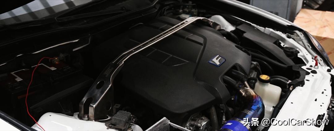 经典12代皇冠情怀老车,13代皇冠翻新复活视频